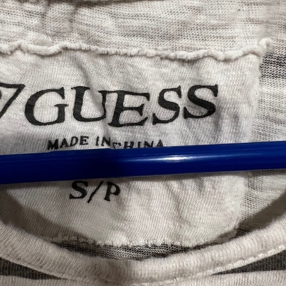 Guess tank size small - Picture 4 of 4